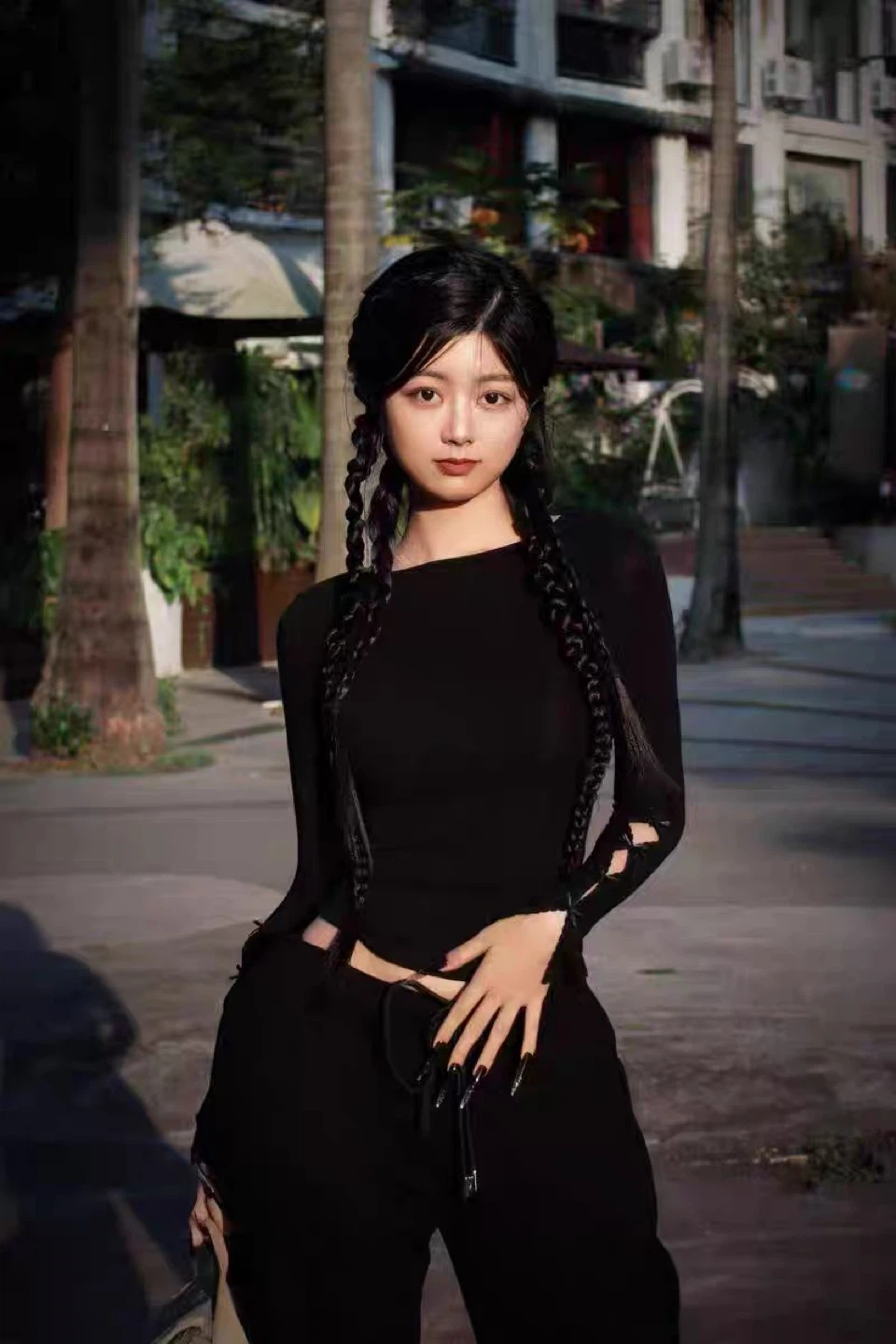 Black long-sleeve cutout top - photo 2