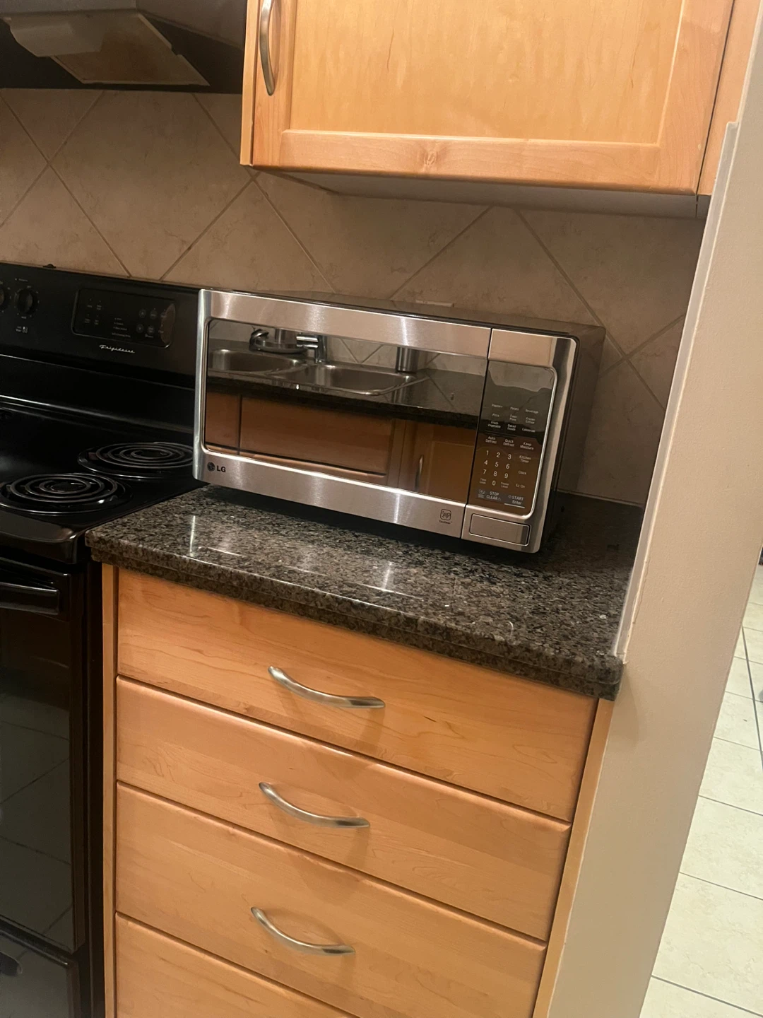 LG Stainless Steel Microwave - photo 3