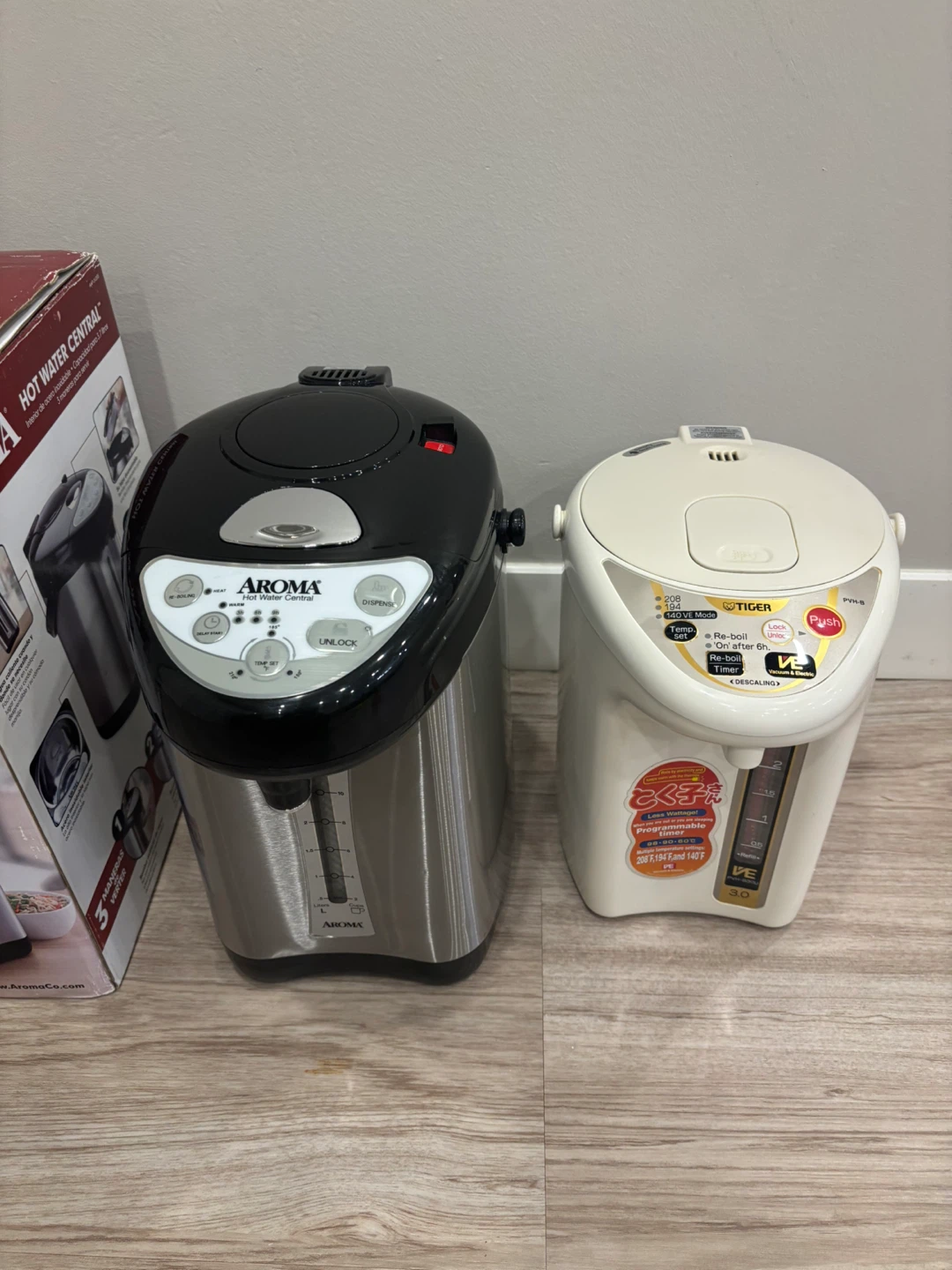 2 Electric  Dispensers – Tiger 3.0L & Aroma 4-Quart – Like New - photo 3