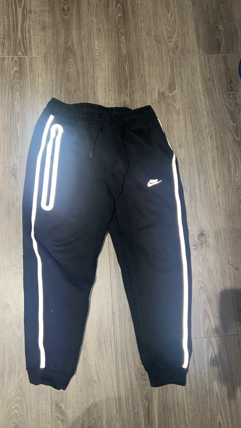 Nike tech reflective pants size large