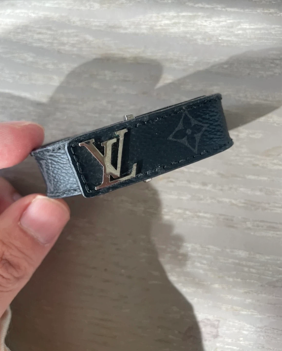 Louis Vuitton Men’s bracelet size 19