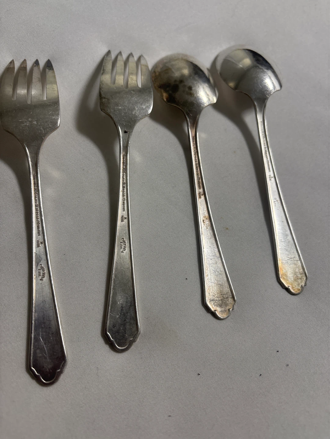 Vintage Set of 2  Dessert Silver  Plated Forks and 2 Spoons - photo 4