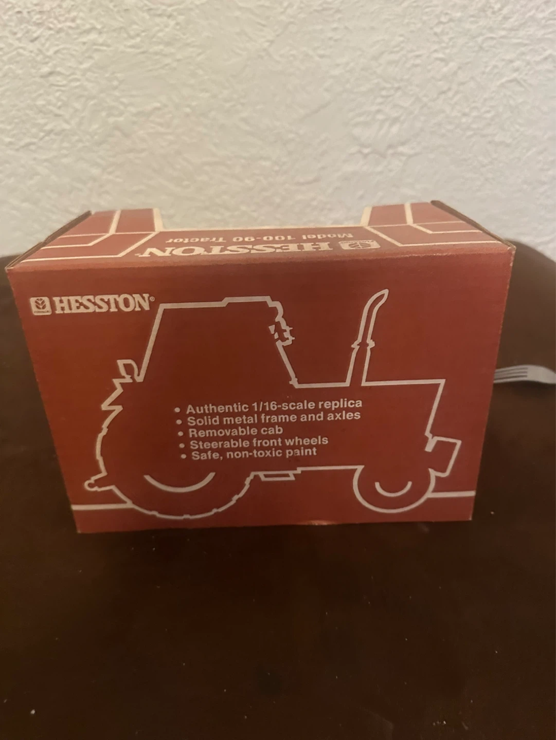Ertl Hesston 100-90 Tractor - photo 2