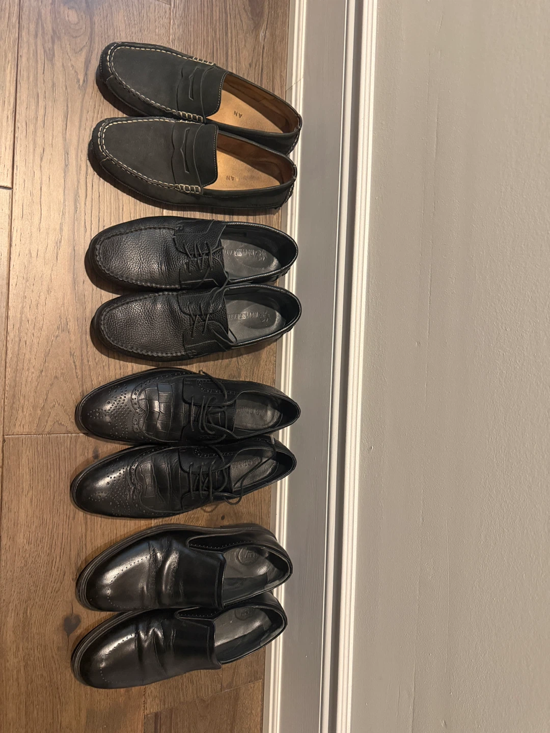 Men's Black Dress Shoes and Loafers size 9