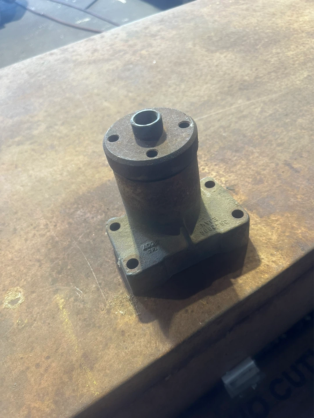 Cummins fan drive housing - photo 4