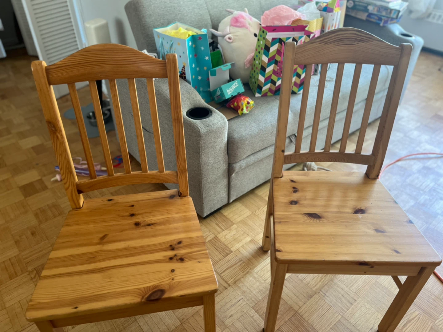 Set of 2 Solid Wood Dining Chairs - photo 2