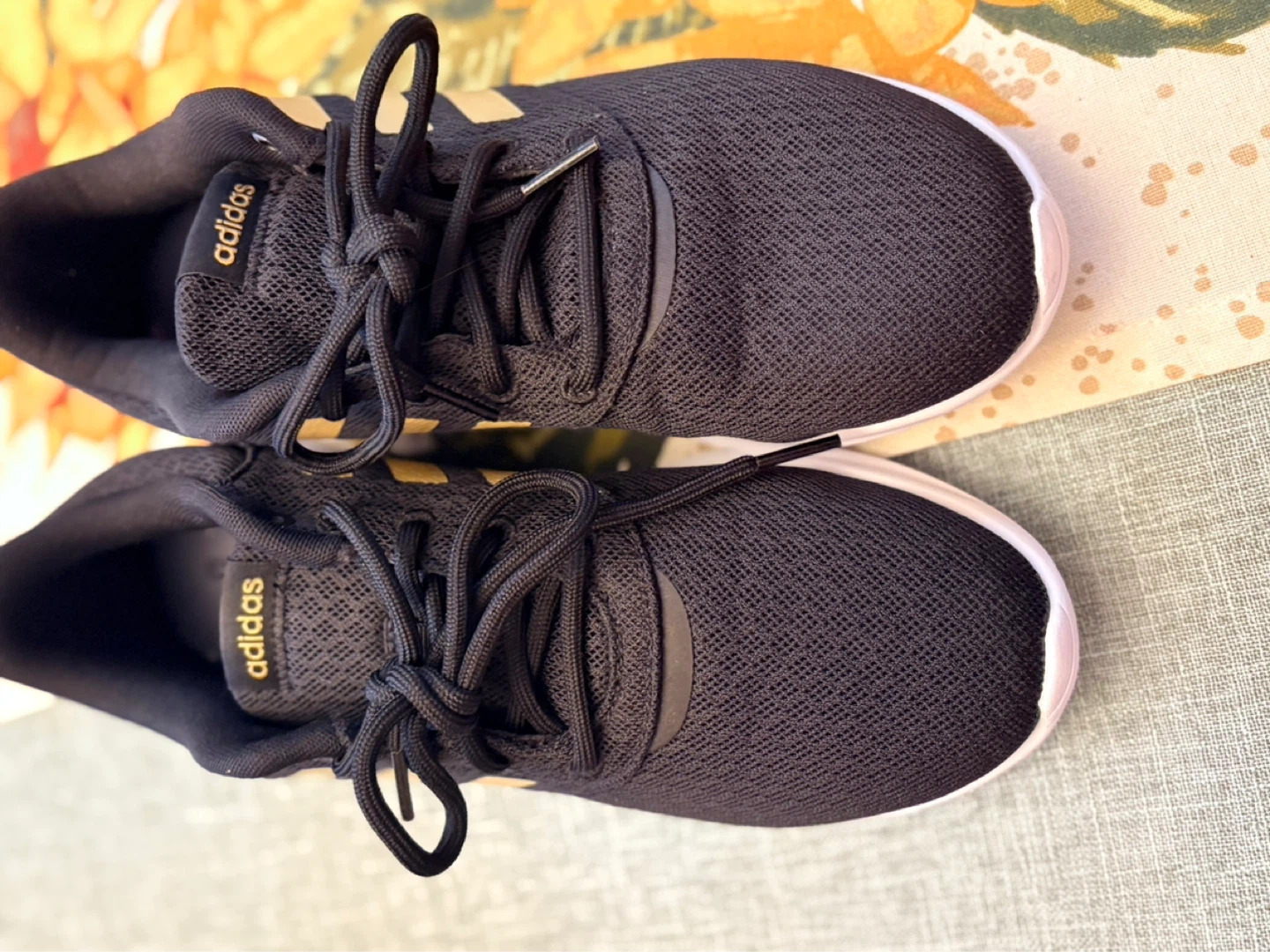 NWOT adidas women's QT Racer 2.0 Running Shoe - photo 4