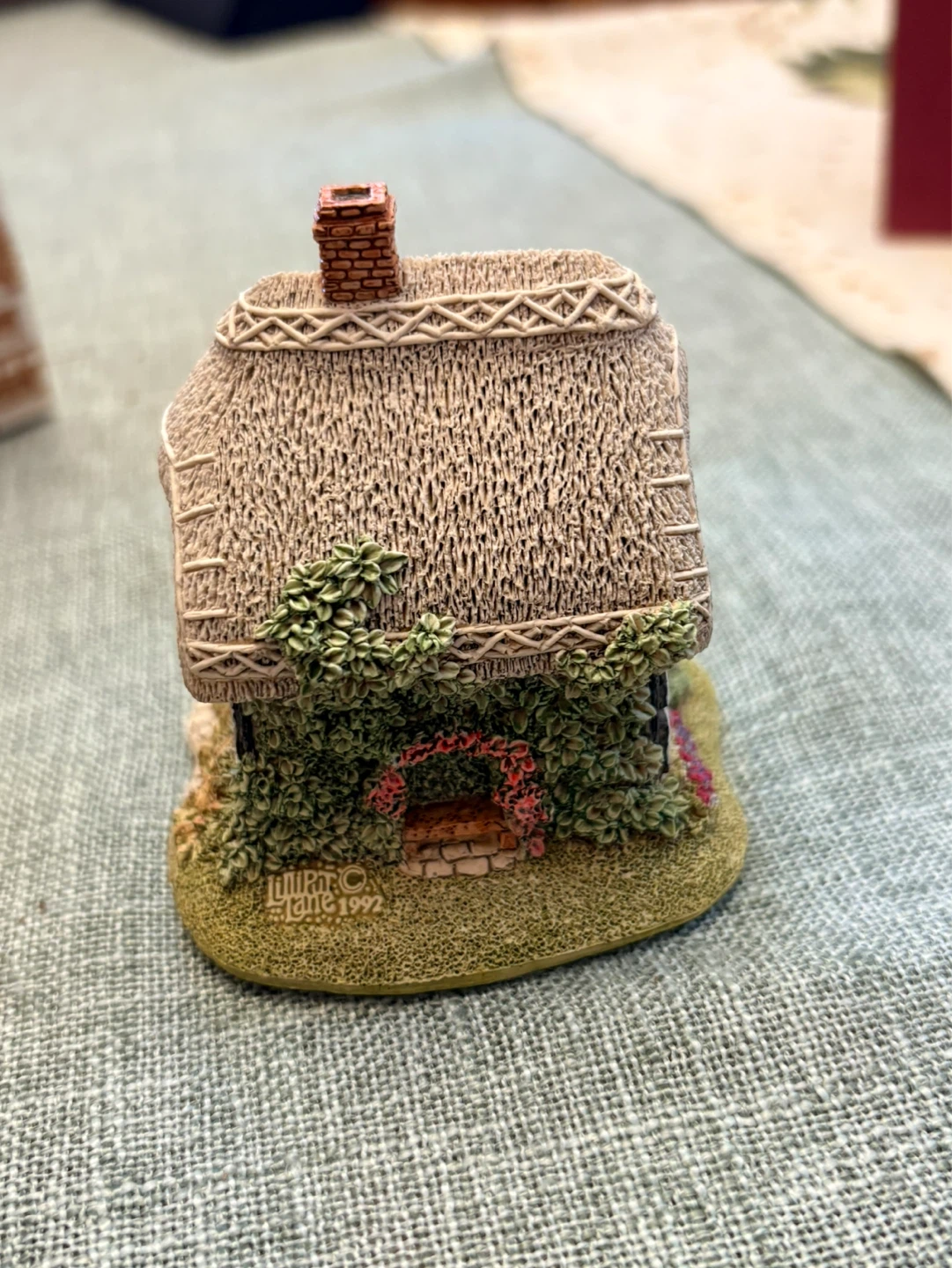 Vintage Lilliput Lane "Granny Smiths" miniature cottage - photo 4