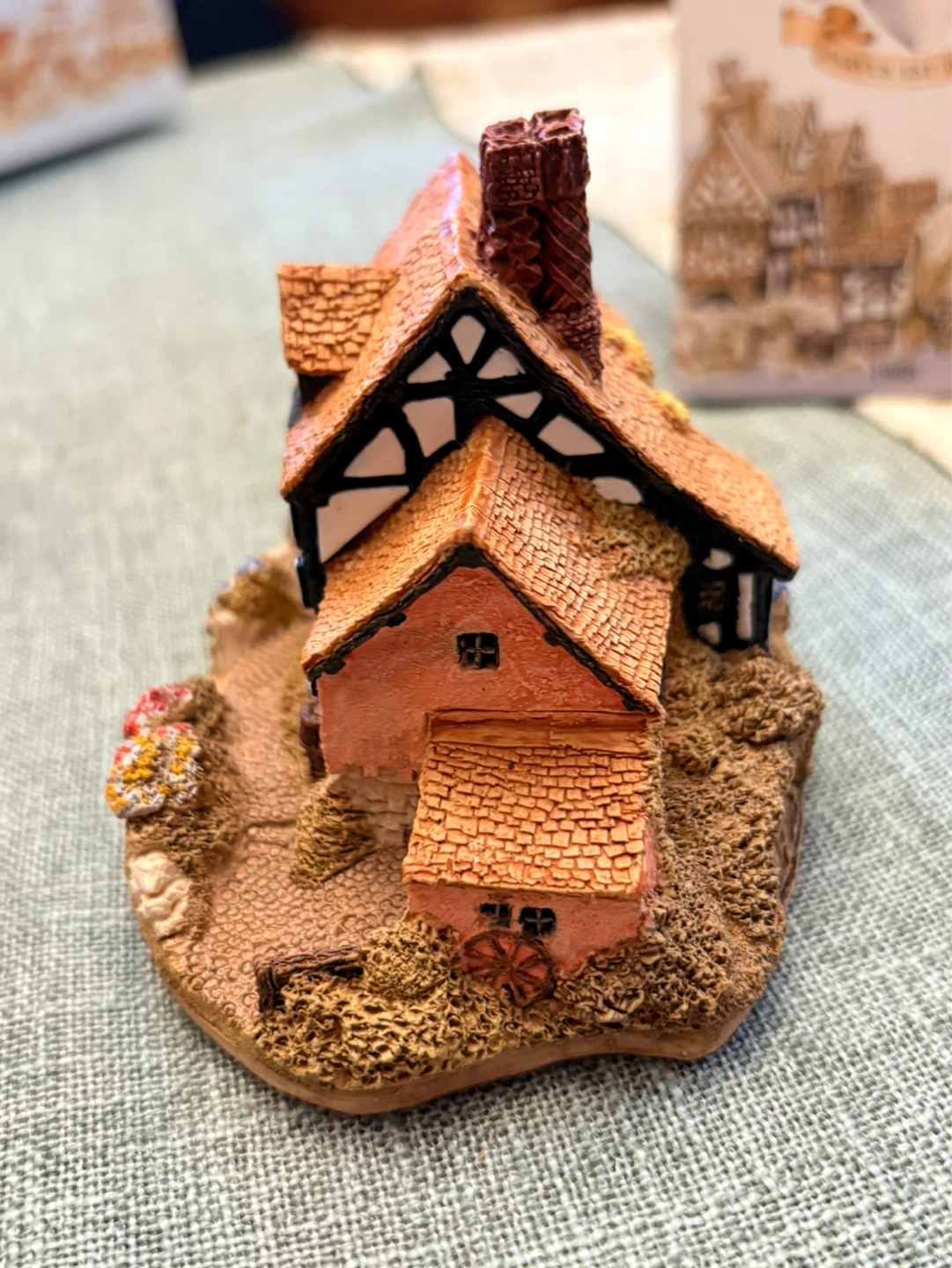 Vintage Lilliput Lane "Saddlers Inn - photo 3