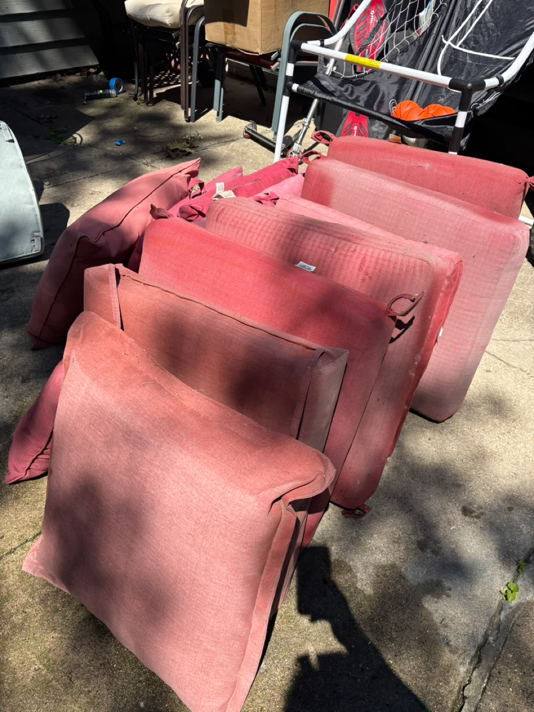 Red Outdoor Cushions Lot - photo 2