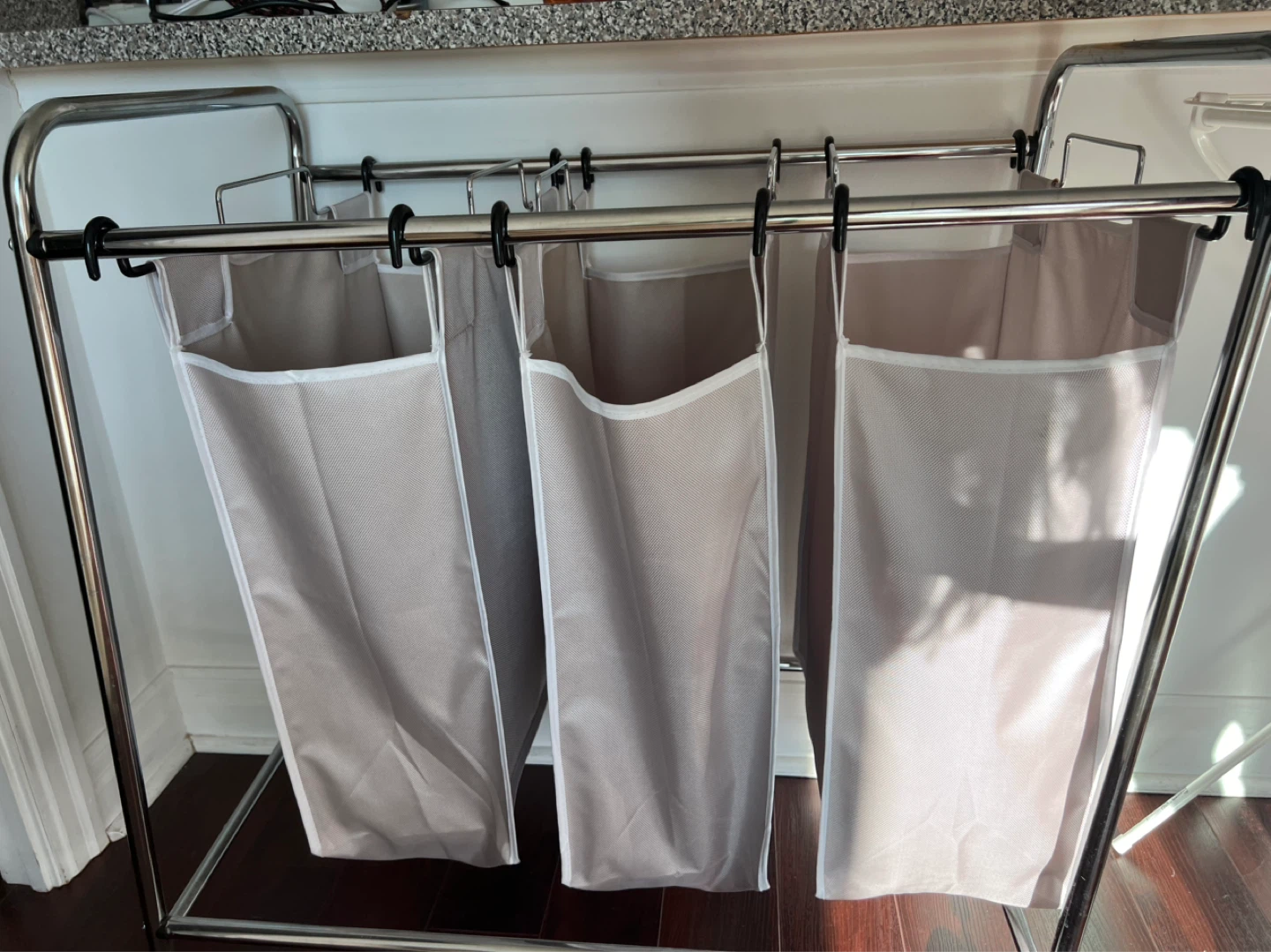 Amazon Basics 3-Bag Laundry Hamper Sorter Basket - photo 2