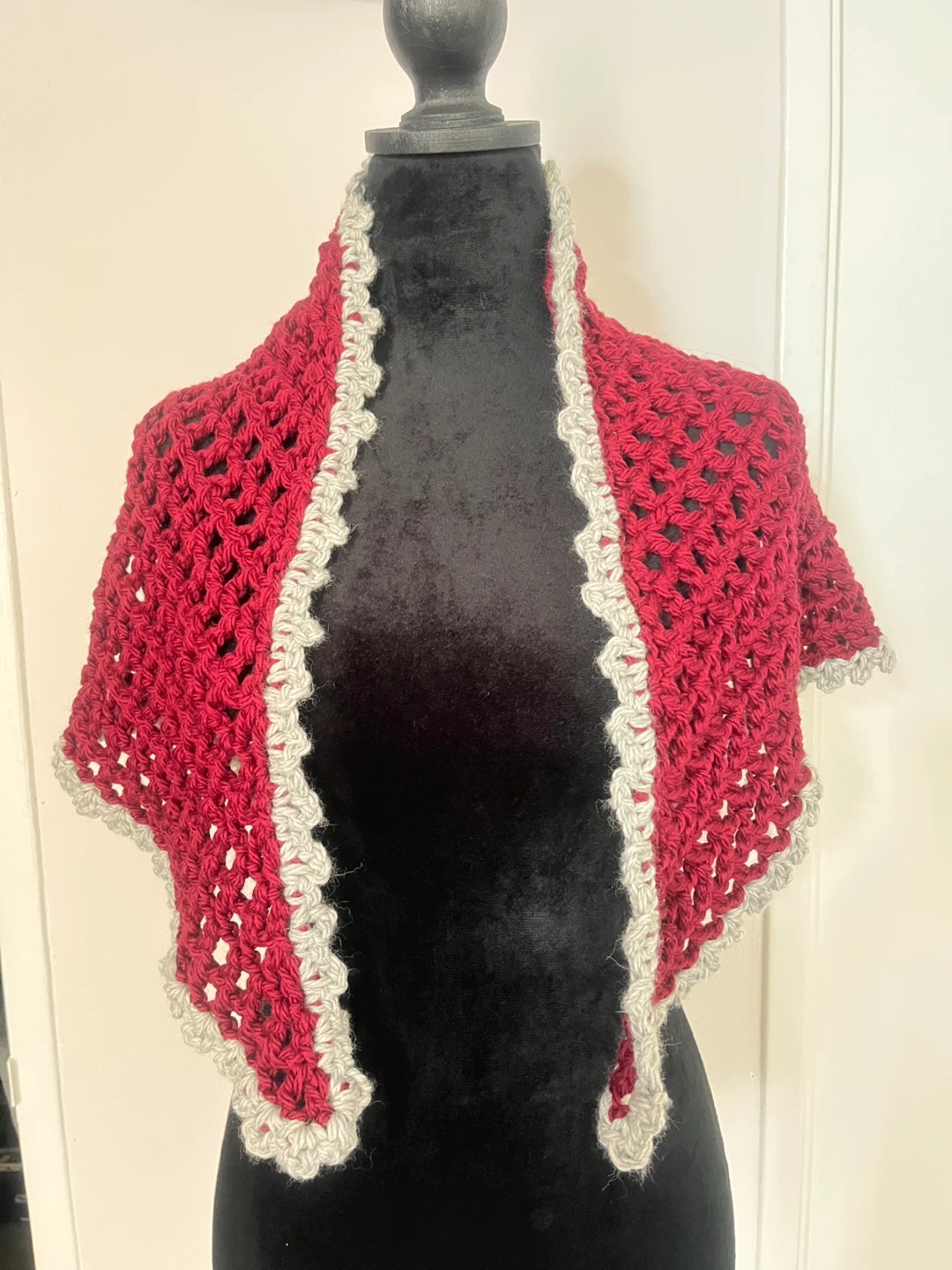 Hand-Crocheted Red and Grey Shawl - photo 2