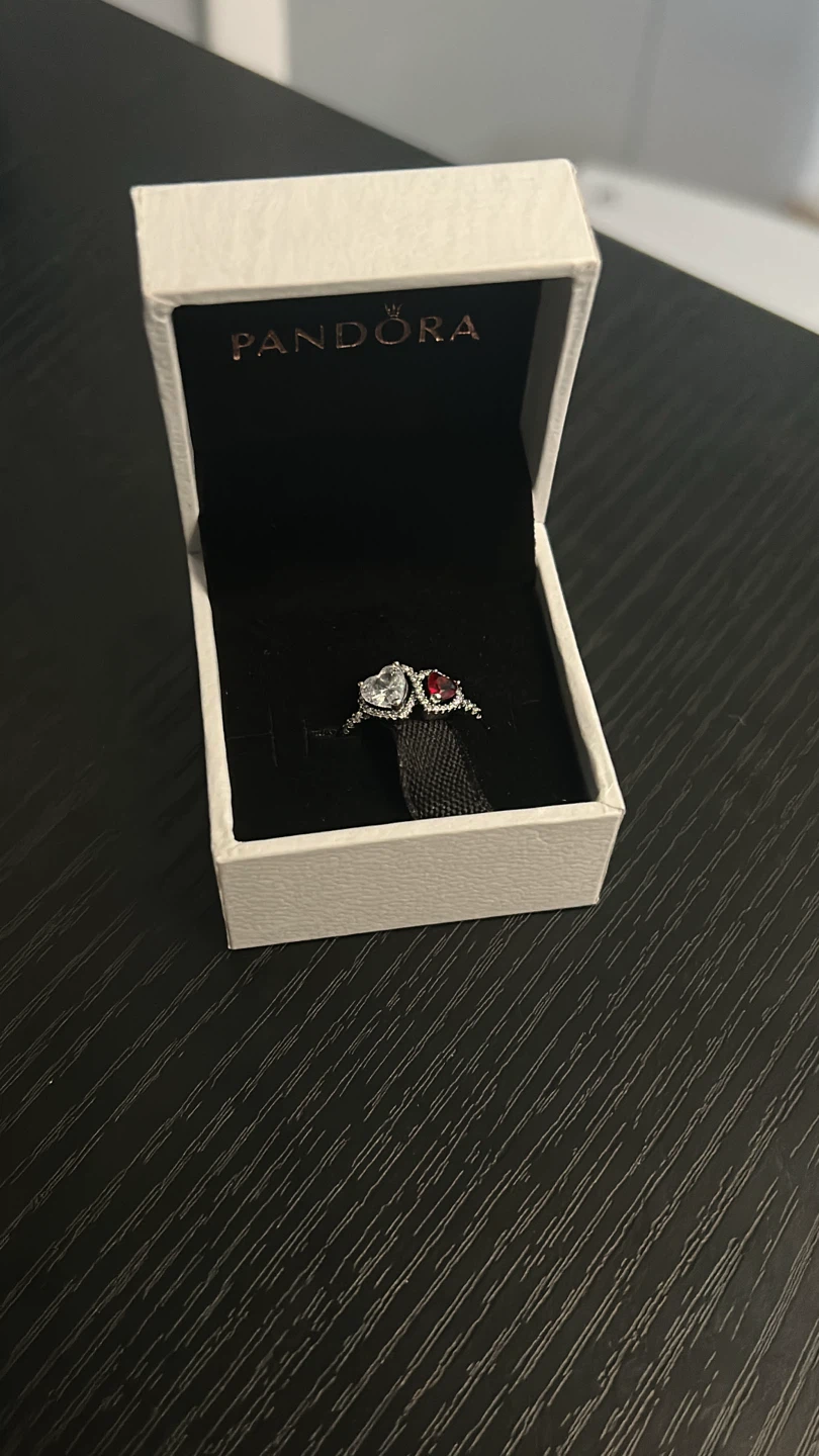 Pandora Sparkling Heart Ring ( size 7 ) - photo 2