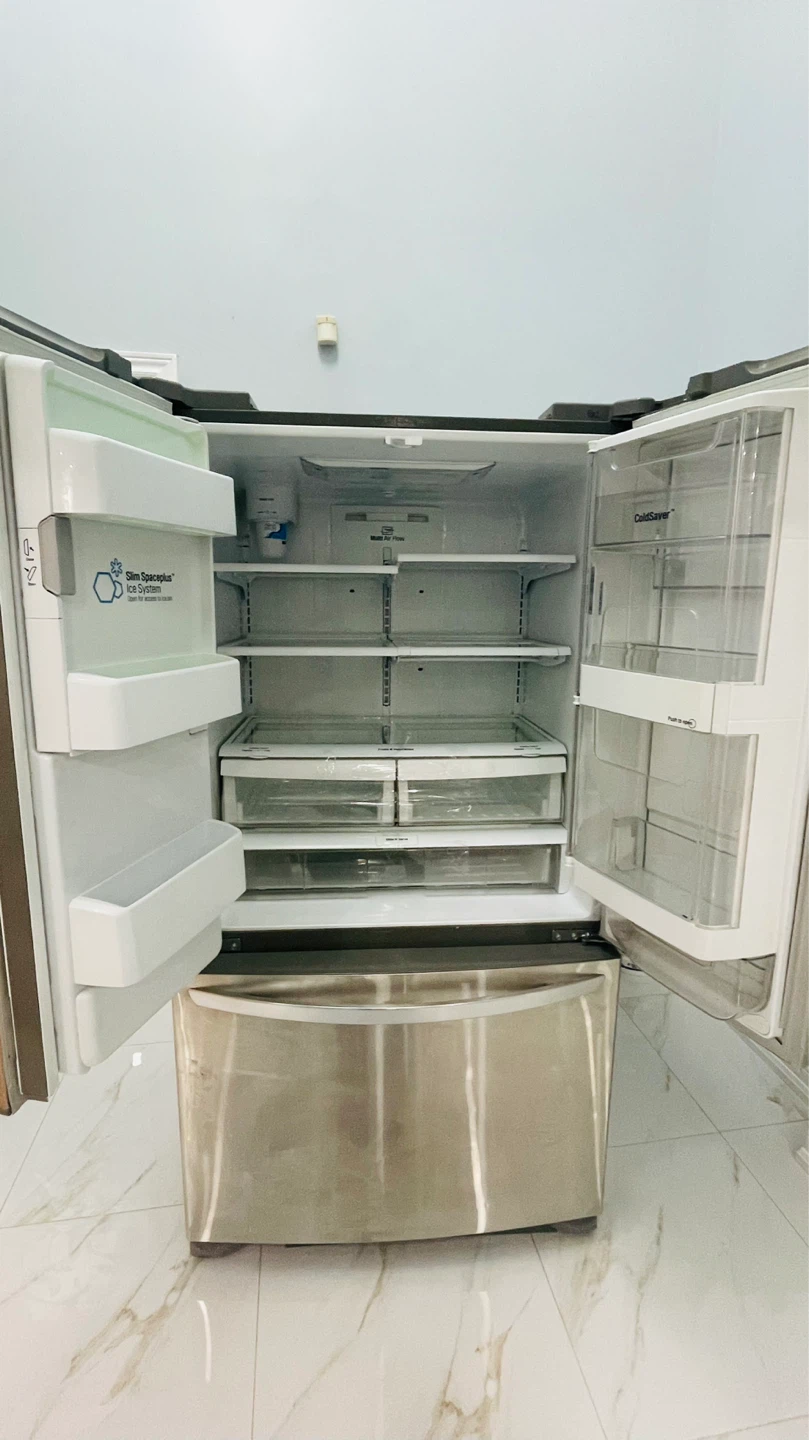 LG Stainless Steel French Door Refrigerator with Bottom Freezer - photo 4