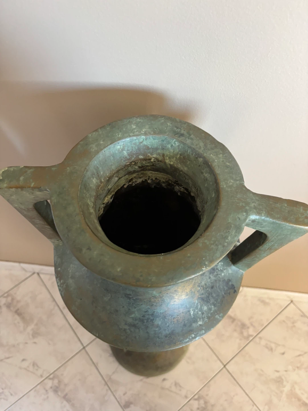 Vintage Amphora Vase - photo 2