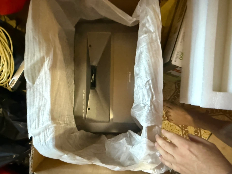 PX2-PRO Hisense UST Projector - photo 3