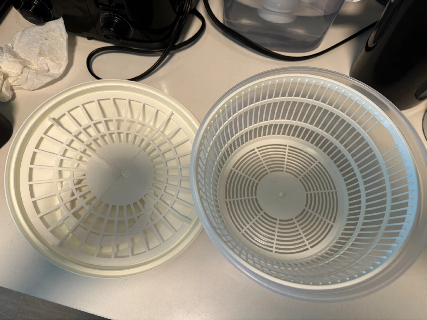 White Salad Spinner - photo 2