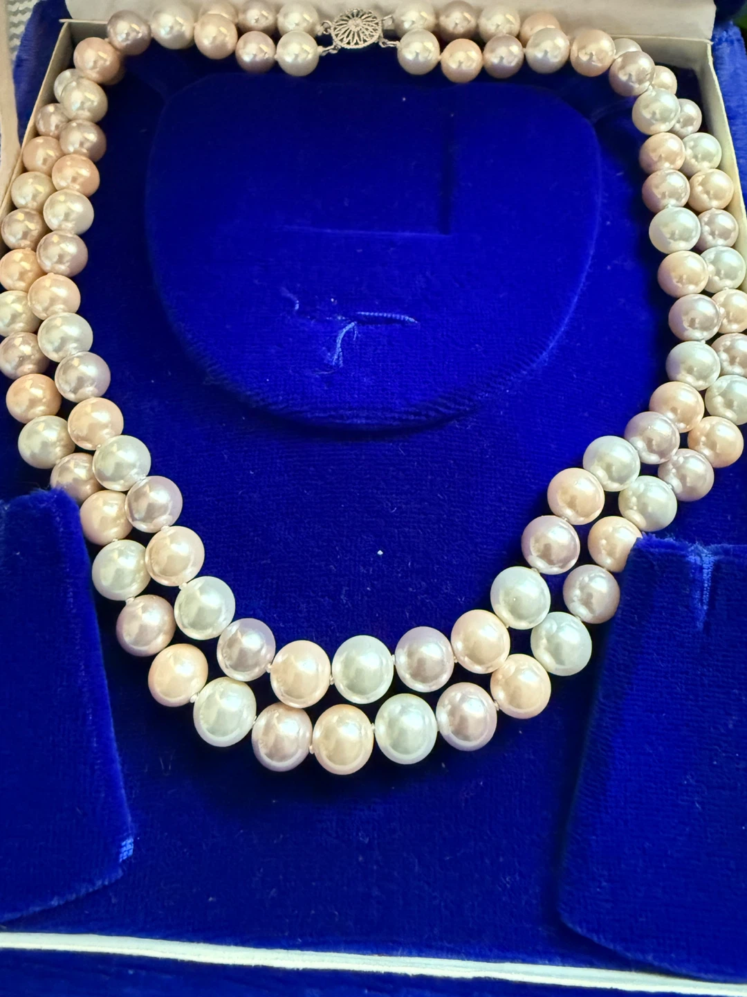 Pearl necklace