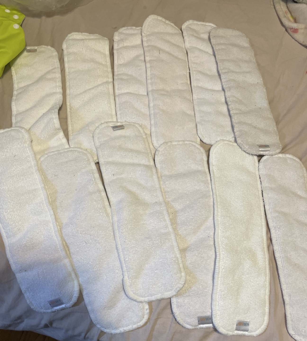 6 Cloth Diapers with 12 Microfiber Inserts - photo 2