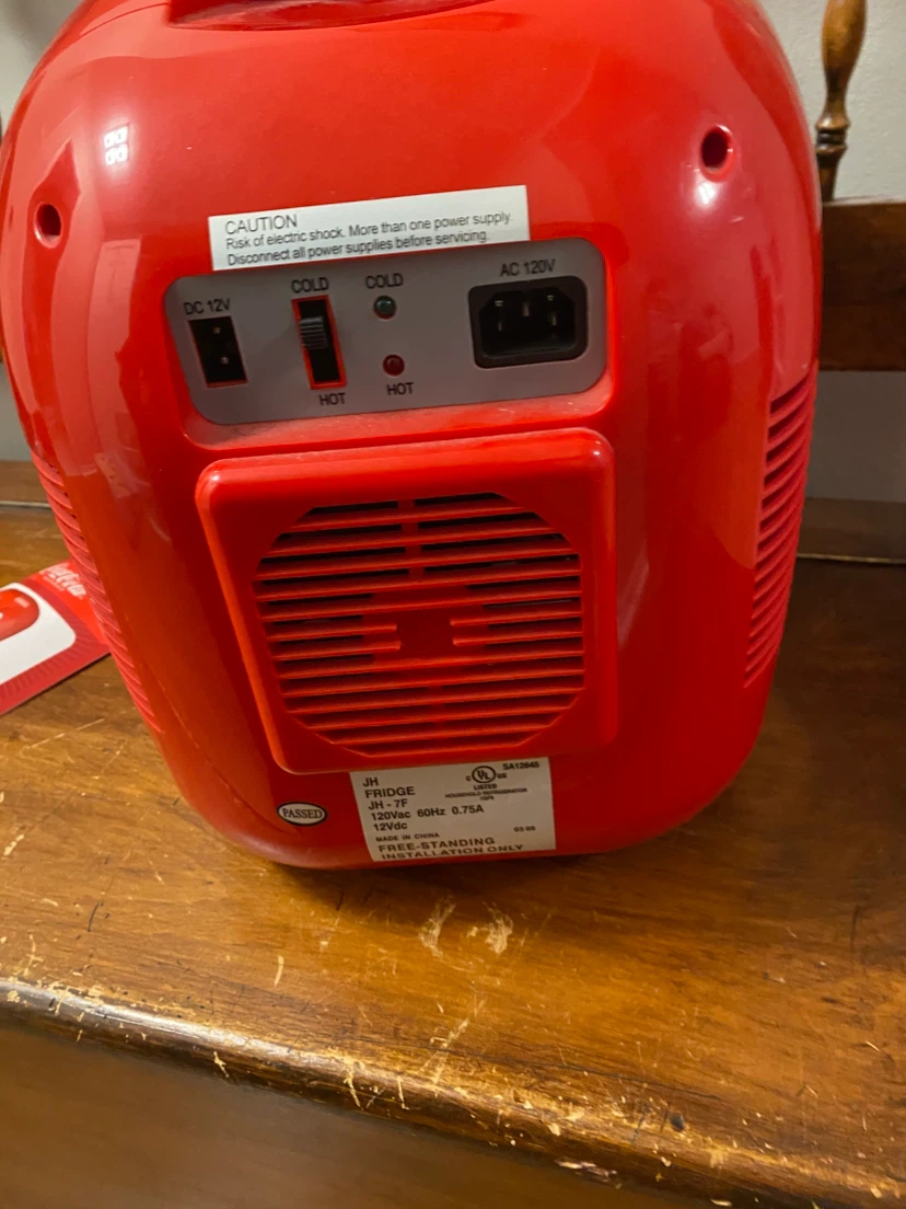 Coca-Cola Mini Fridge - photo 3