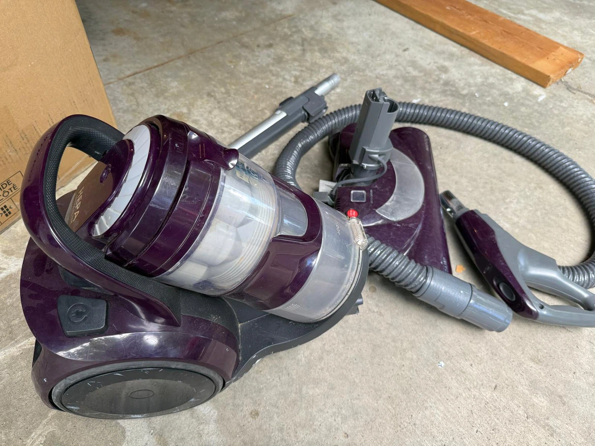 Kenmore vacuum - photo 3