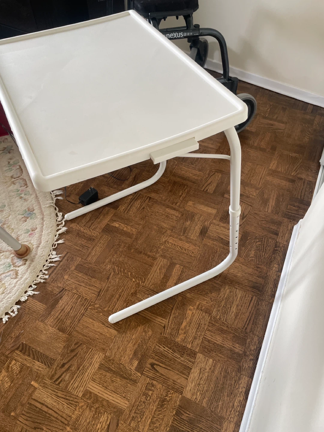 Adjustable White Folding Tray Table
