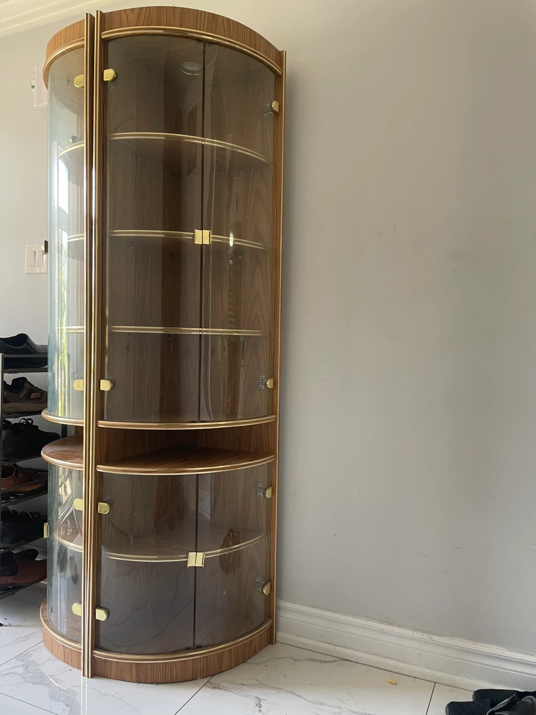 Curved Glass Display Cabinet/Corner Stand