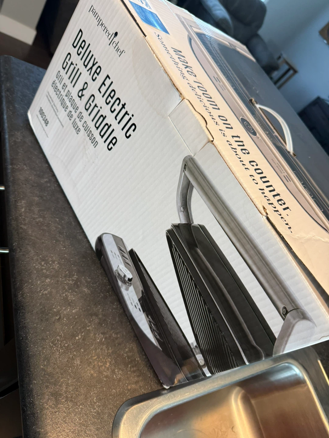 Pampered Chef Deluxe Electric Grill & Griddle