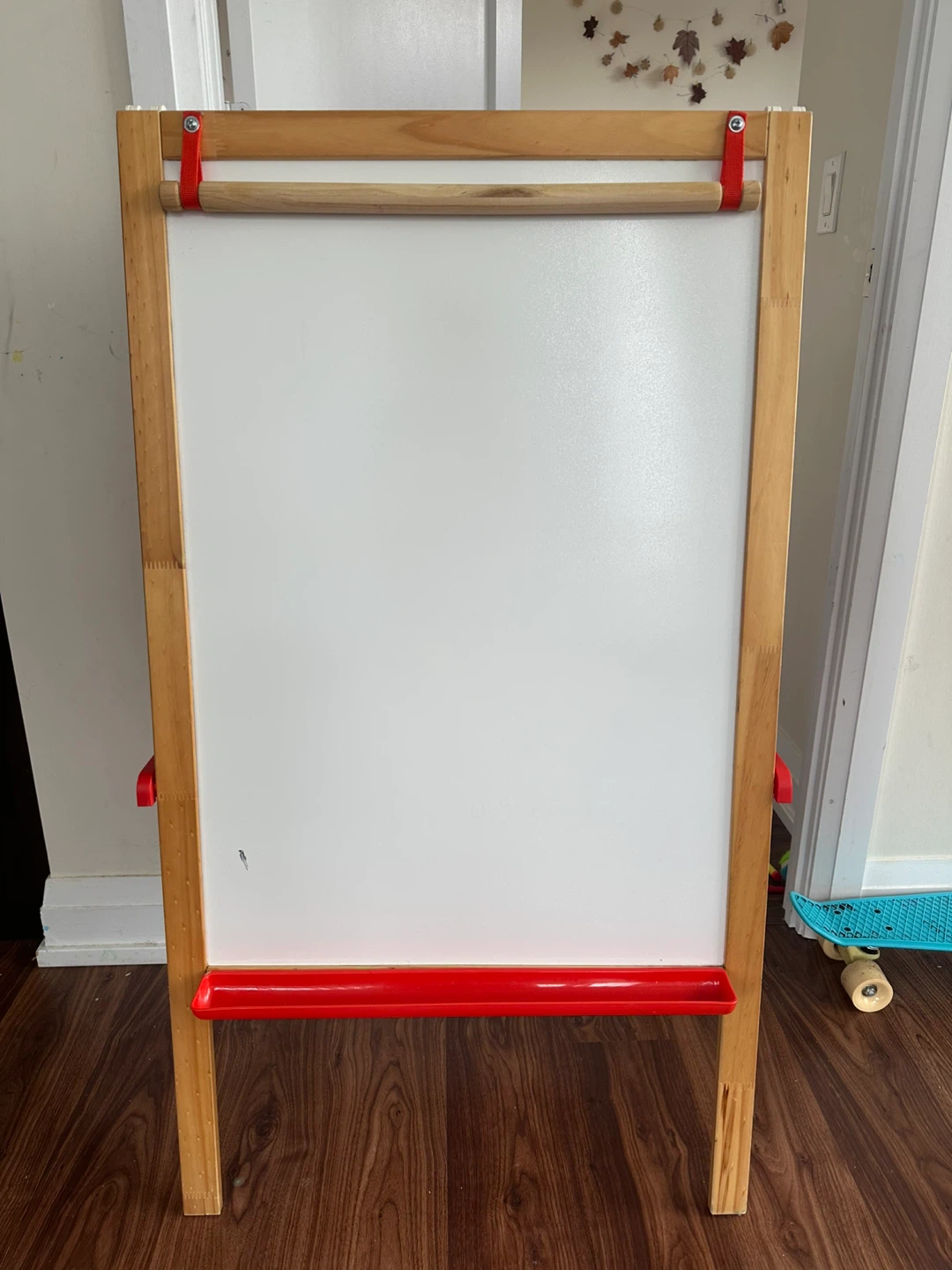 Wooden Easel with Chalkboard and Whiteboard