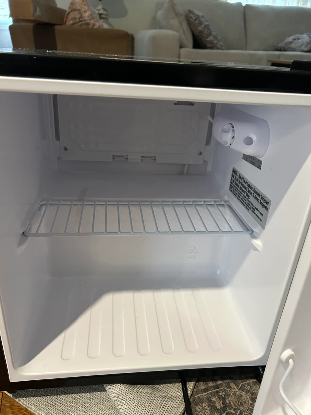 SIGNIA Mini Fridge - photo 3