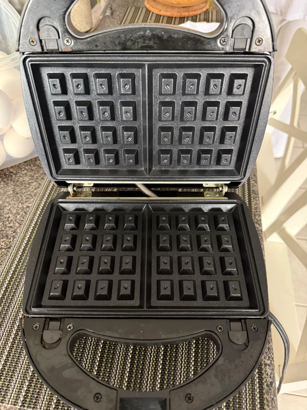 Salton Sandwich, Grill & Waffle Maker - photo 2