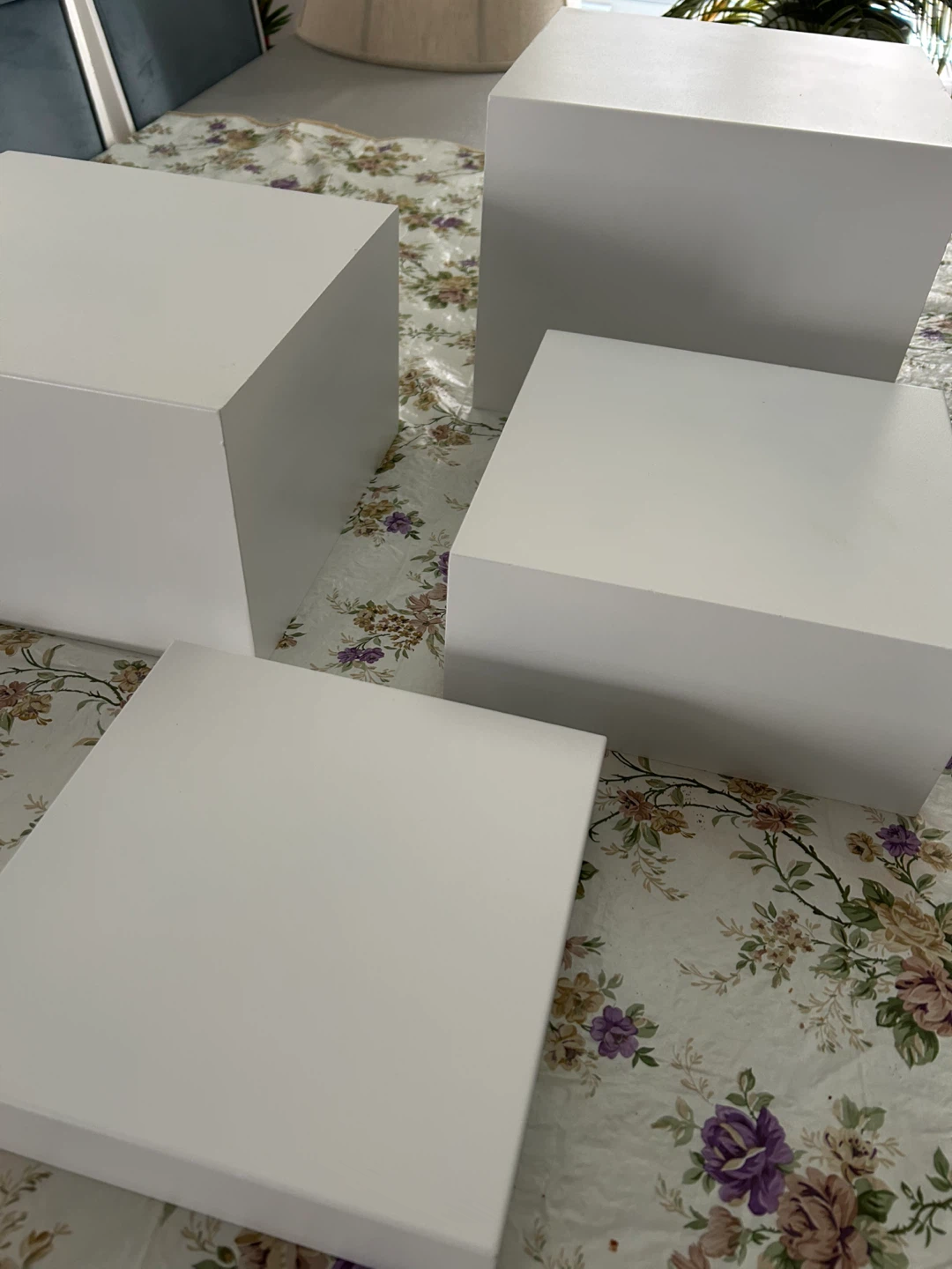 Set of 4 White Display Pedestals/Blocks - photo 2