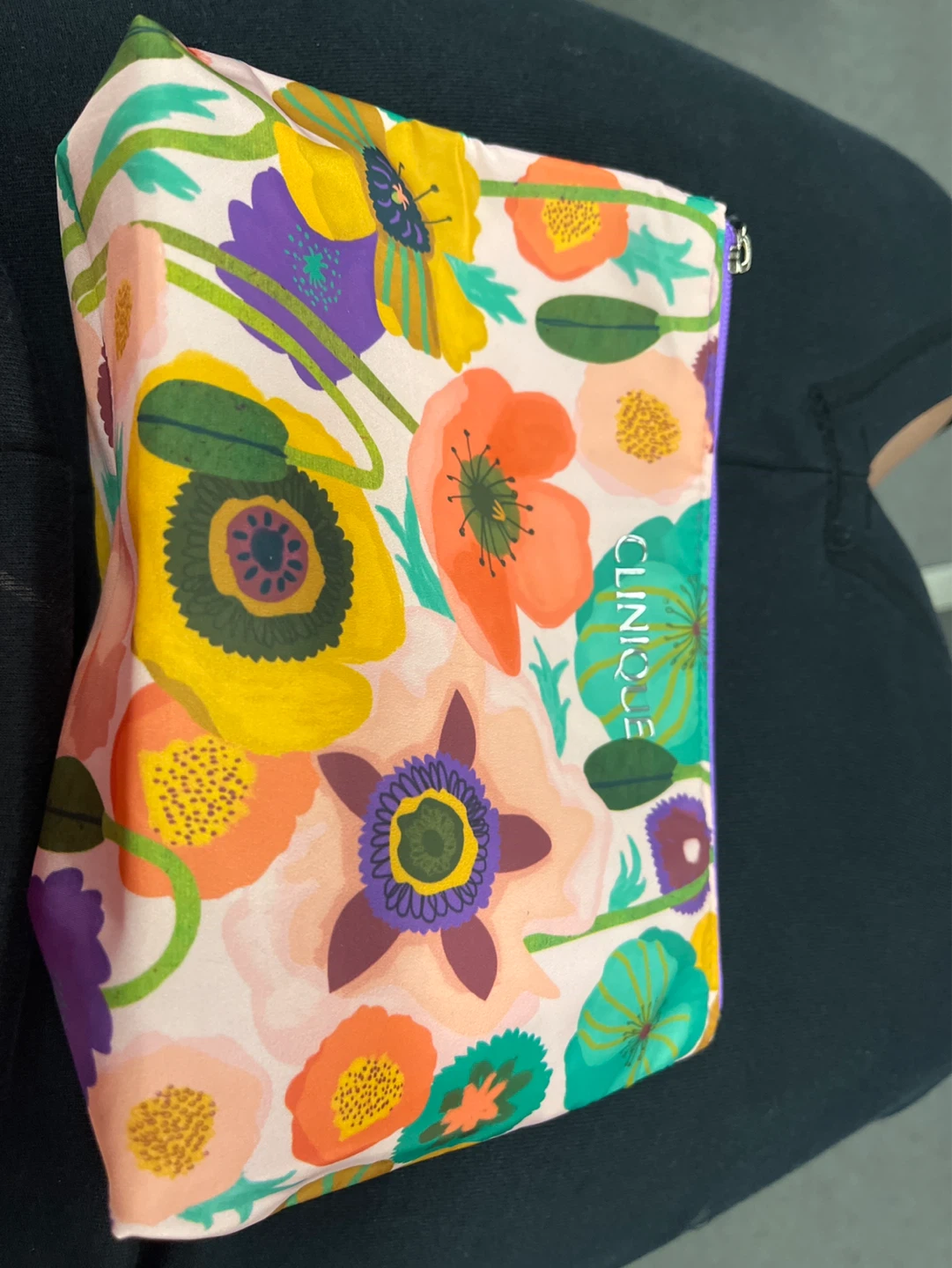 Clinique Floral Cosmetic Bag & Mini Skincare Set