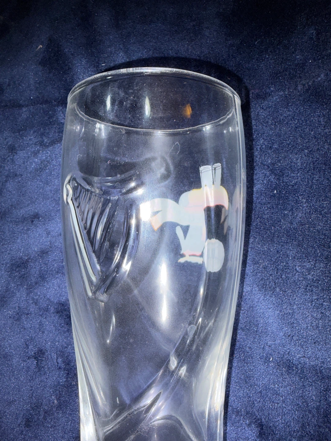 Guinness Pint Glass with Toucan and Football Design - photo 3
