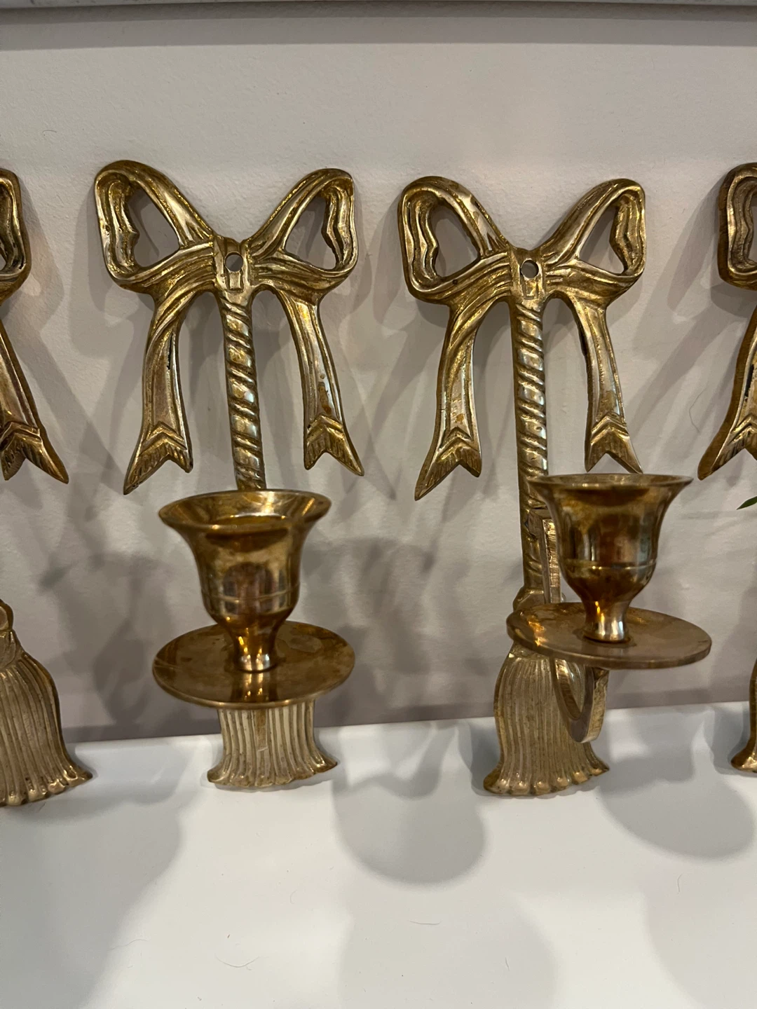 Set of 4 Vintage Brass Bow Candle Holders 🩷 - photo 5