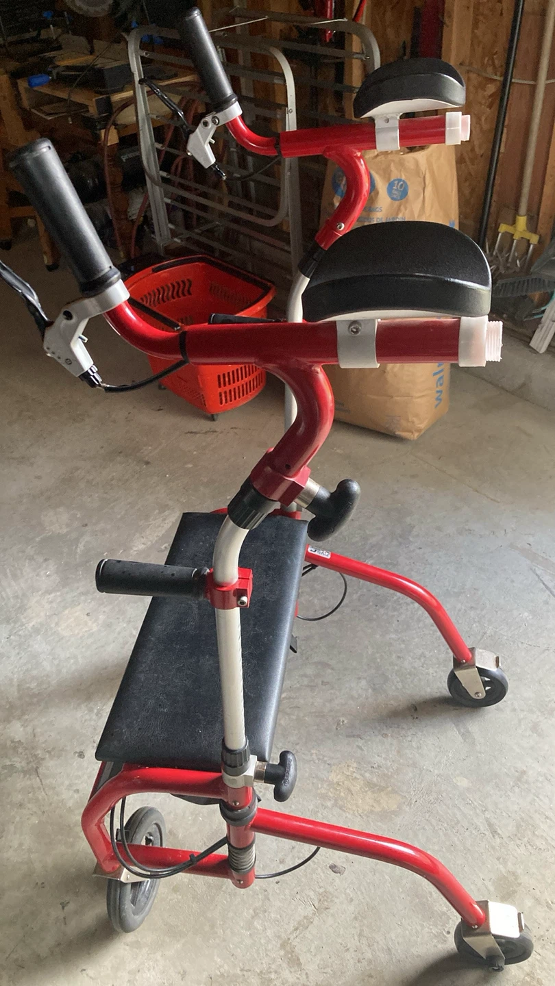 Upright Red Walker with Seat and Bag - photo 5