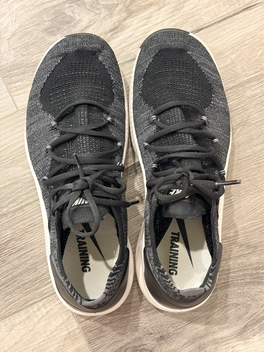 LIKE NEW: Nike Free Training Shoes (Women’s 7.5) - photo 5