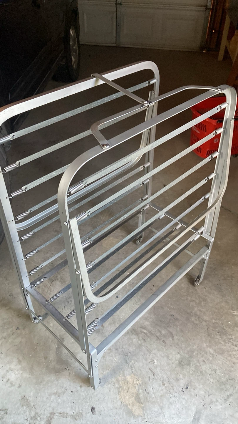 Metal Folding Bed Frame with Springs