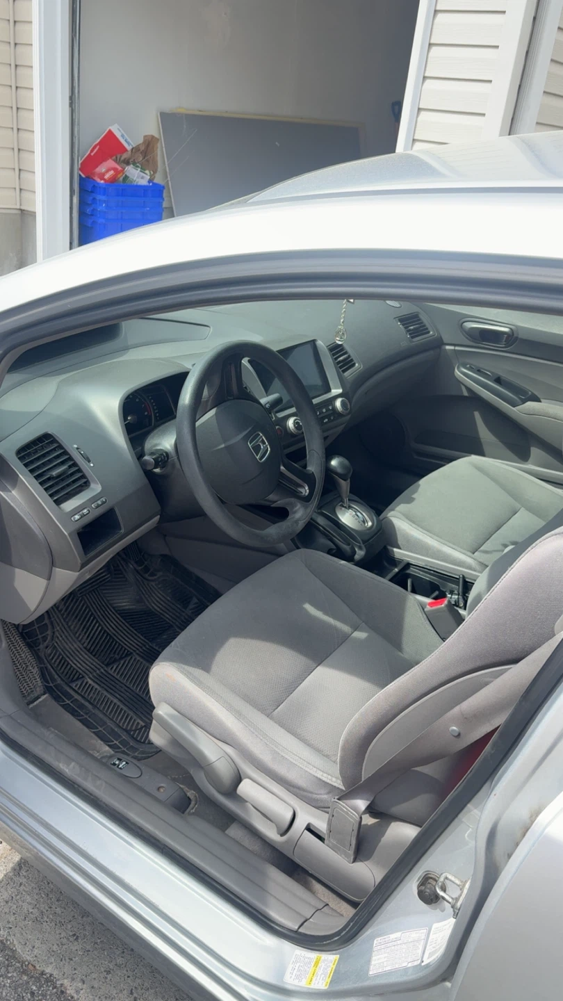 Silver Honda Civic Sedan for sale! - photo 5