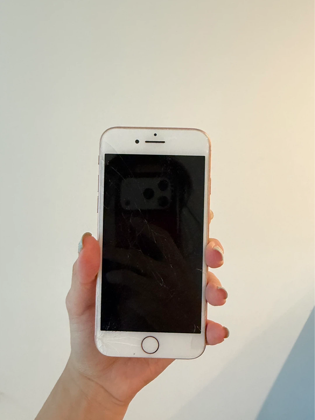 Apple iPhone 8 - Rose Gold