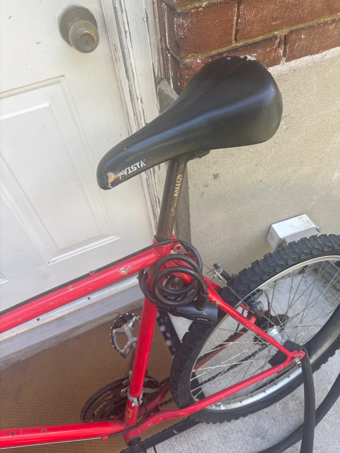 Red Mountain Bike - photo 3
