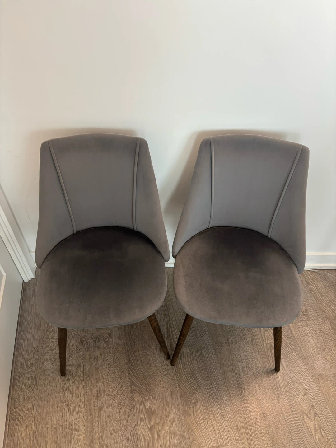 Grey Velvet Dining Chairs 2x - photo 2