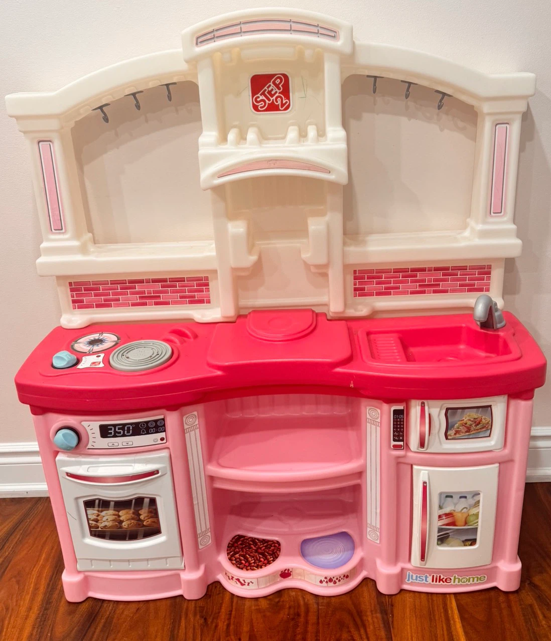 Step2 pink kitchen