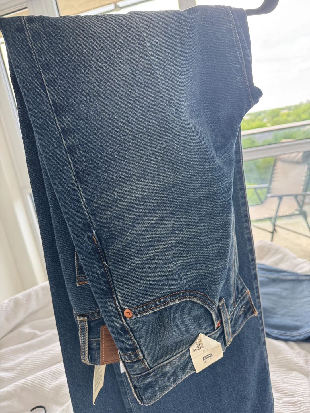 Levi's Ribcage Wide Leg Jeans - Size 25 - photo 3