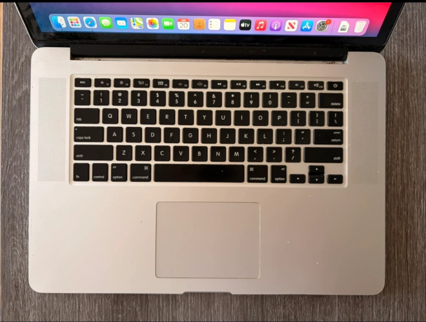 MacBook Pro (Retina, 15-inch, Mid 2015) — 500GB / i7 / 16GB - photo 2