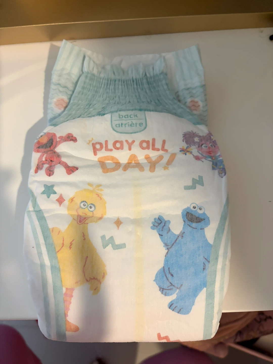 Pampers Size 4 Diapers with Sesame Street Characters - photo 2