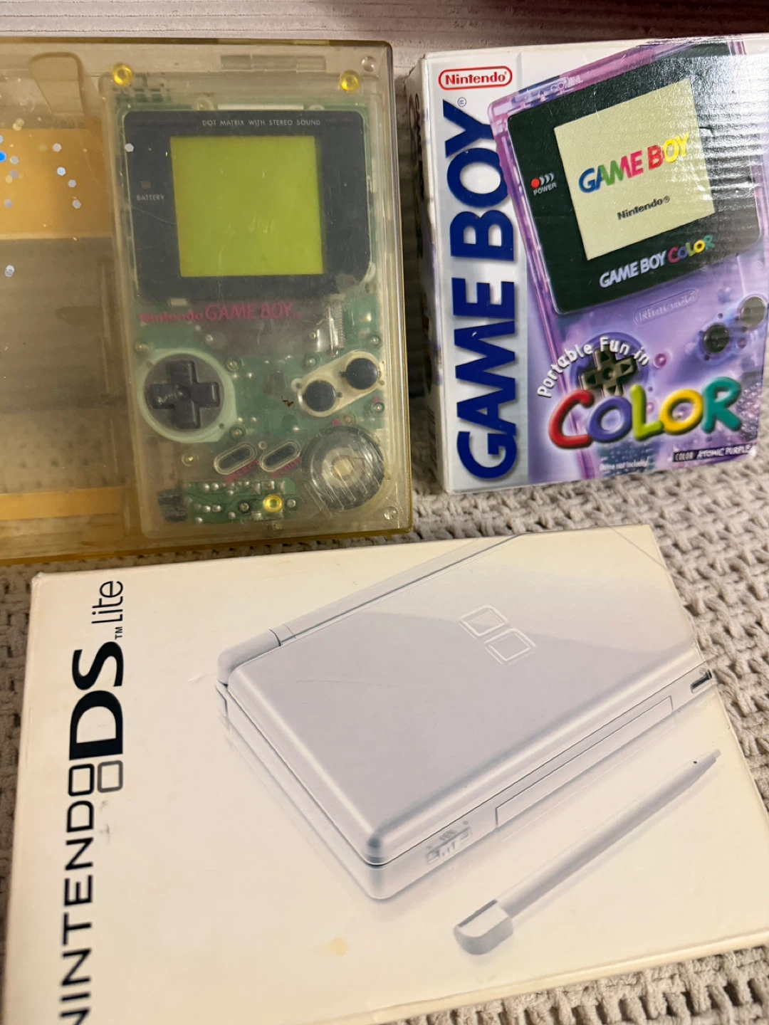 Nintendo Game Boy Color and DS Lite Bundle