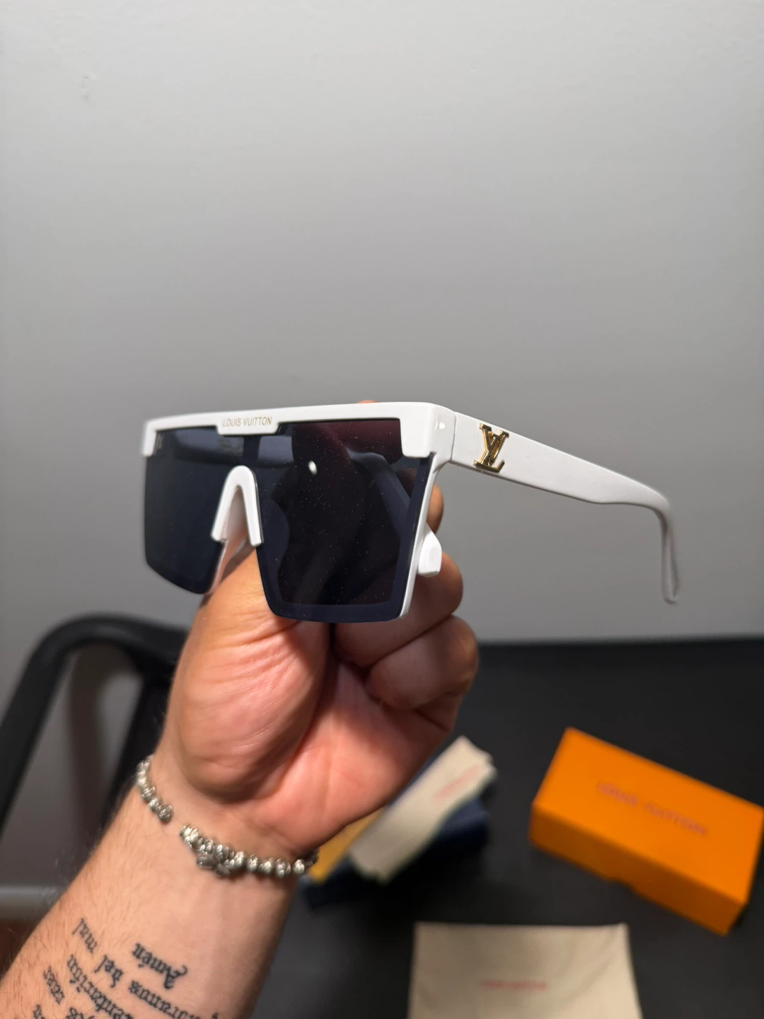 LV Shield Sunglasses - photo 3