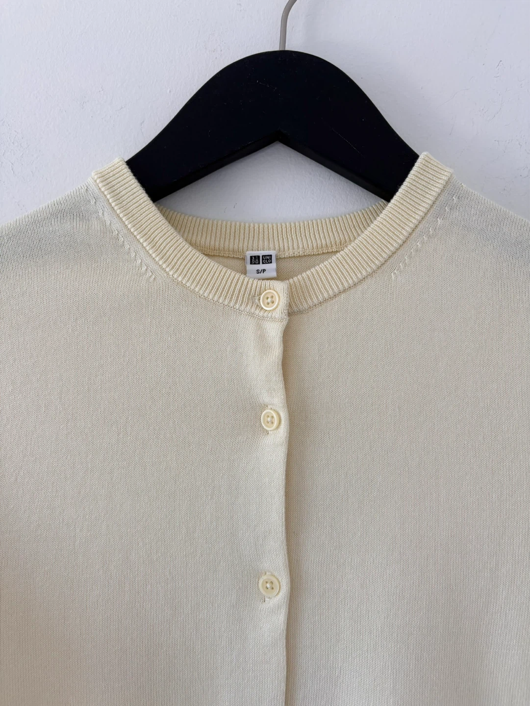 Uniqlo Cotton Blend Classic Crewneck Cardigan - photo 4