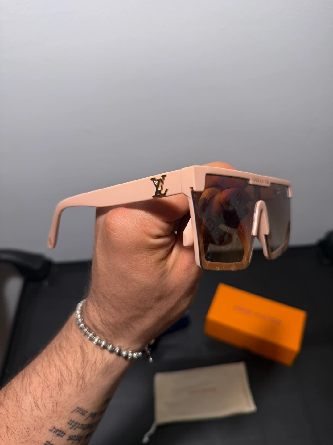 LV Shield Sunglasses – Pink Frame - photo 3